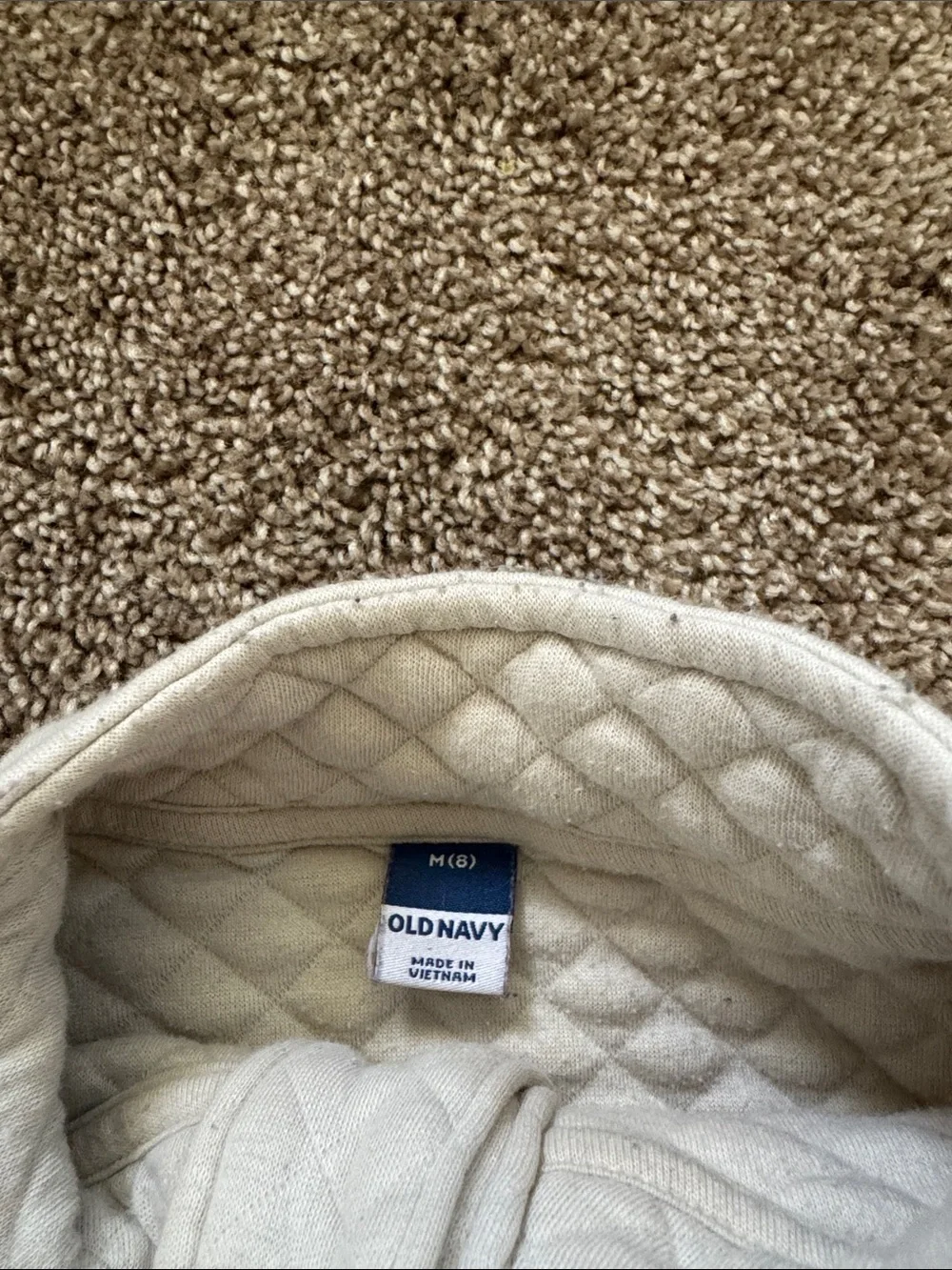 Old Navy Quilted Pullover Sweatshirt in‎ Light Gray
